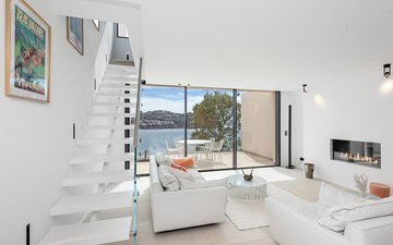 Property slide 23