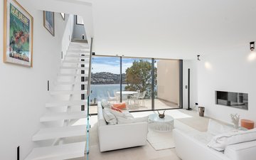 Property slide 22