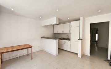 Property slide 5