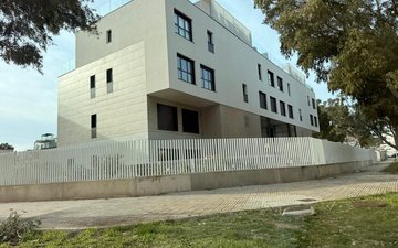 Property slide 16