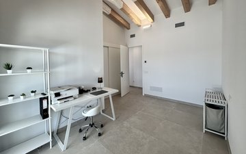 Property slide 25