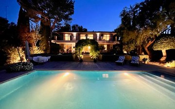 Property slide 60