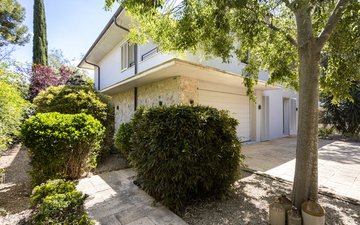 Property slide 36