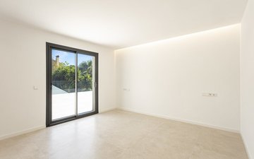 Property slide 29