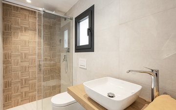 Property slide 19