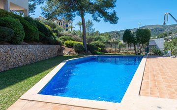 Property slide 10