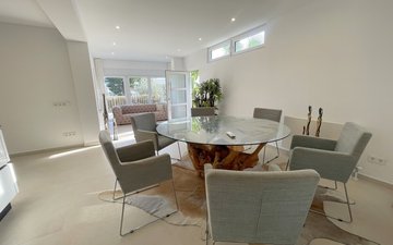 Property slide 44