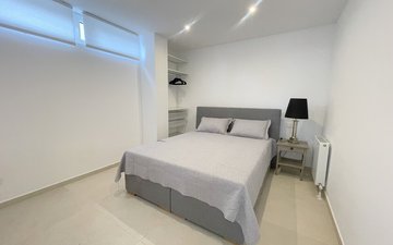 Property slide 51