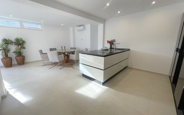 Property slide 46
