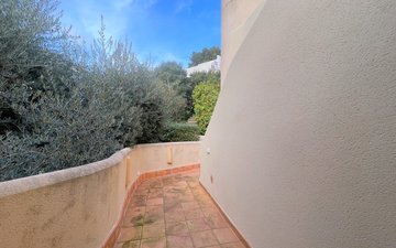 Property slide 24