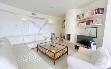 Property slide 4