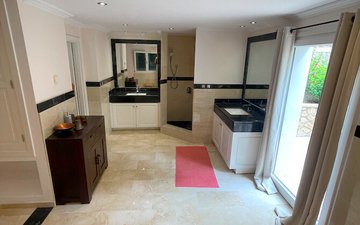 Property slide 27