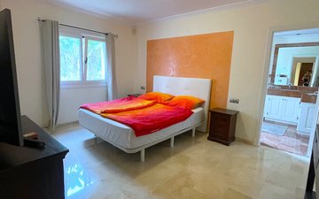 Property slide 20