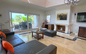 Property slide 4