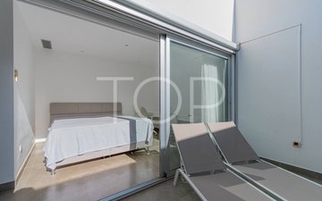Property slide 19