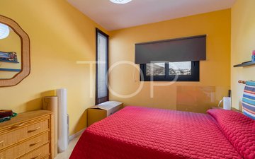 Property slide 25