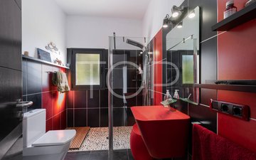 Property slide 10