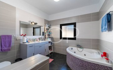Property slide 49