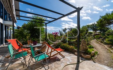 Property slide 50