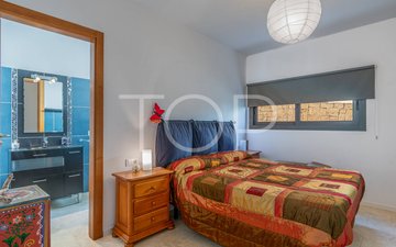 Property slide 20