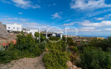 Property slide 31
