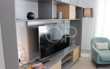 Property slide 10