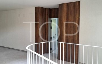 Property slide 14