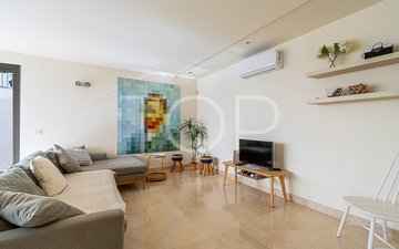 Property slide 6