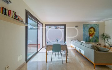 Property slide 10