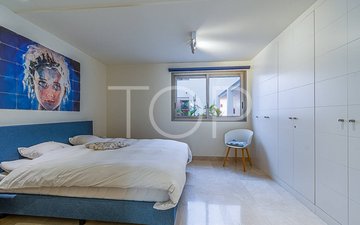 Property slide 15