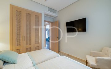 Property slide 25