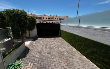 Property slide 22
