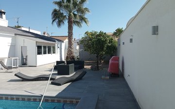 Property slide 39