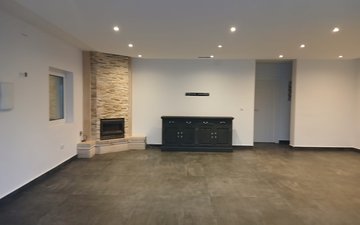 Property slide 24
