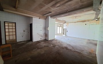 Property slide 21