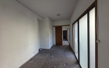 Property slide 14