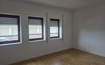 Property slide 6