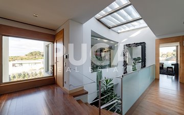 Property slide 10