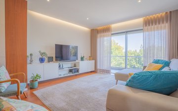 Property slide 15