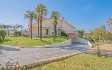 Property slide 21