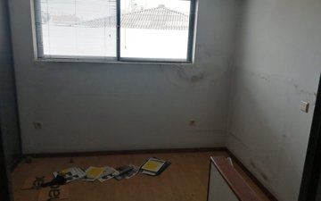 Property slide 16