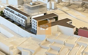 Property slide 17