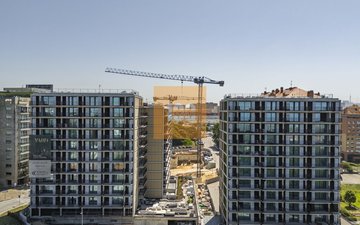 Property slide 32
