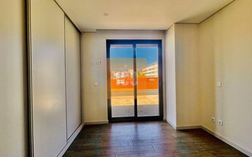 Property slide 20