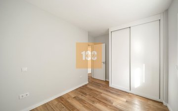 Property slide 32