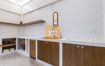 Property slide 28