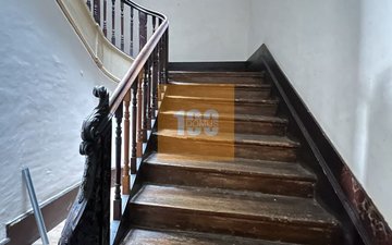 Property slide 16