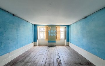 Property slide 22