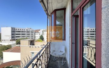 Property slide 35