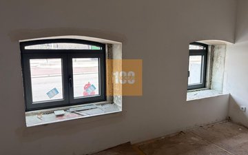 Property slide 10
